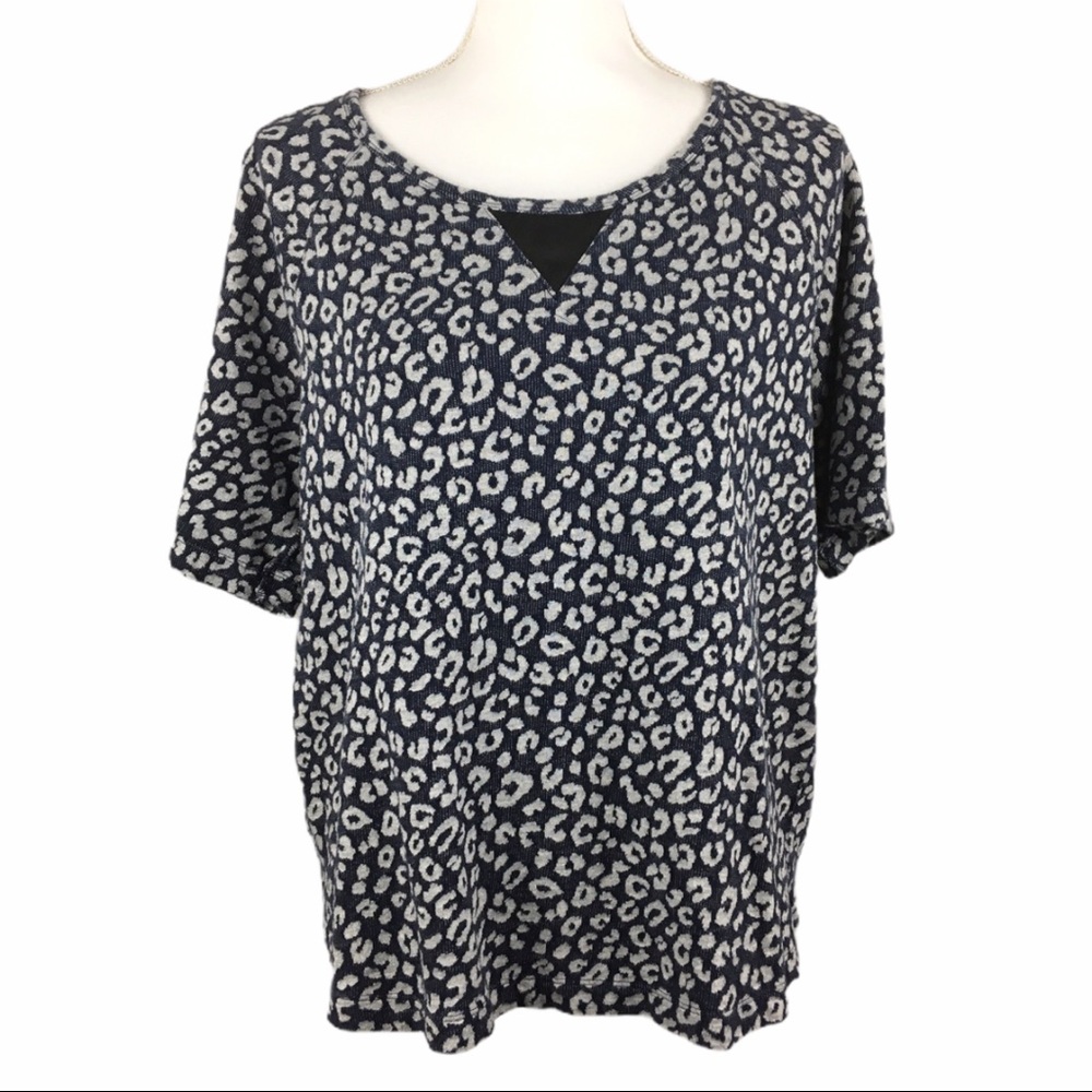 ***ND Weekend Animal Print Short Leather Detail